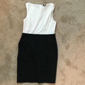 Theory black and white boat neck sleeveless dress